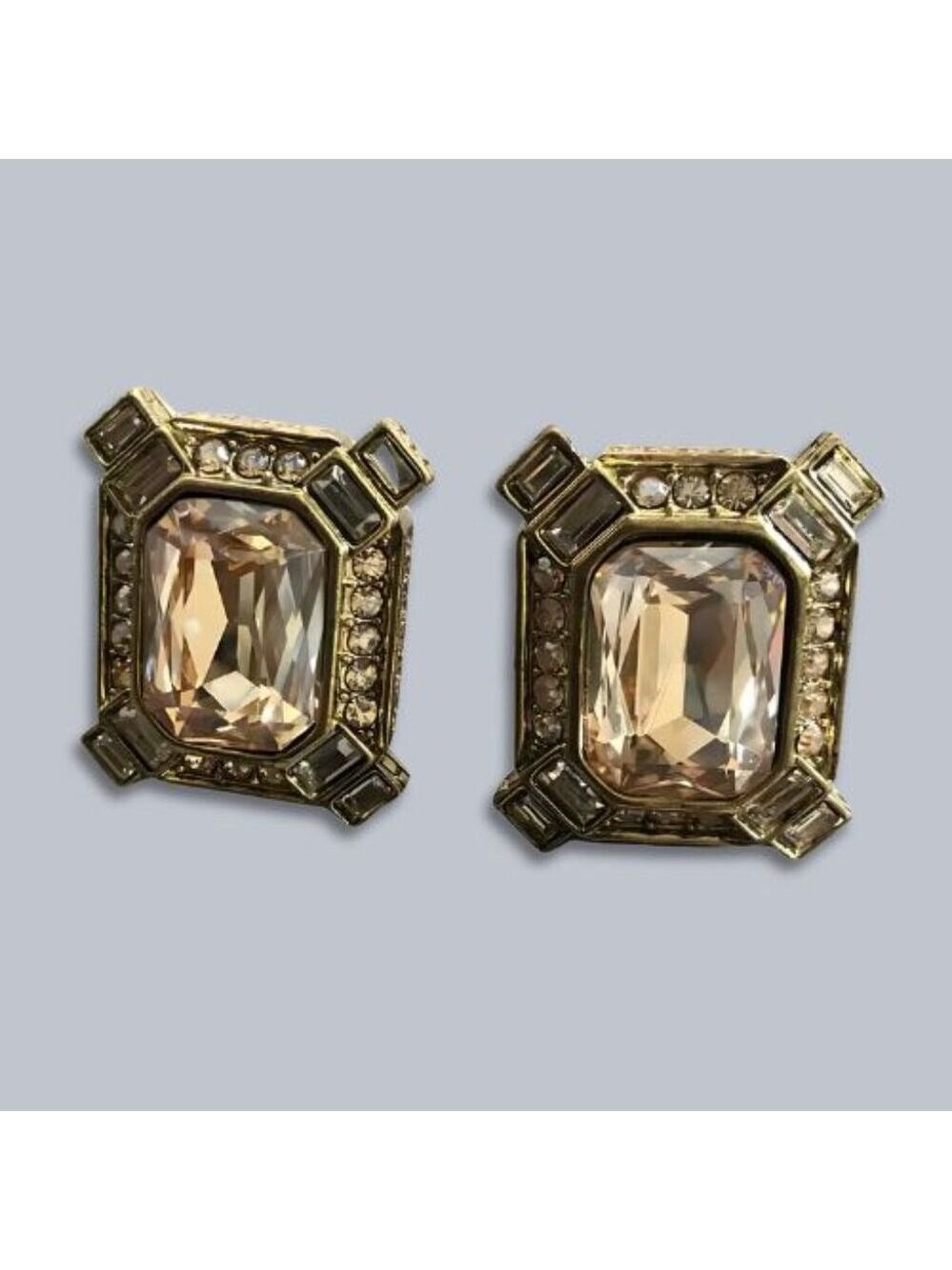 Heidi Daus Clip Earrings Estate Splendor Clear Crystal Rectangular Gold Tone OS - Picture 11 of 12